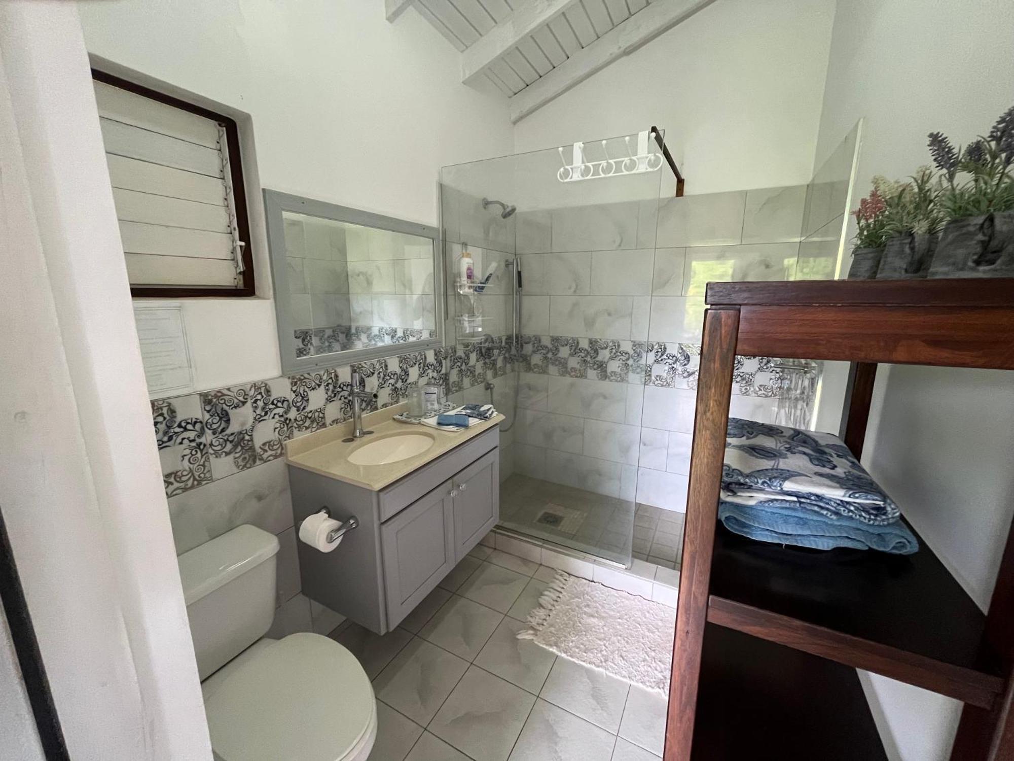 Studio Blu At Waves Villa Guesthouse Brighton Village Экстерьер фото
