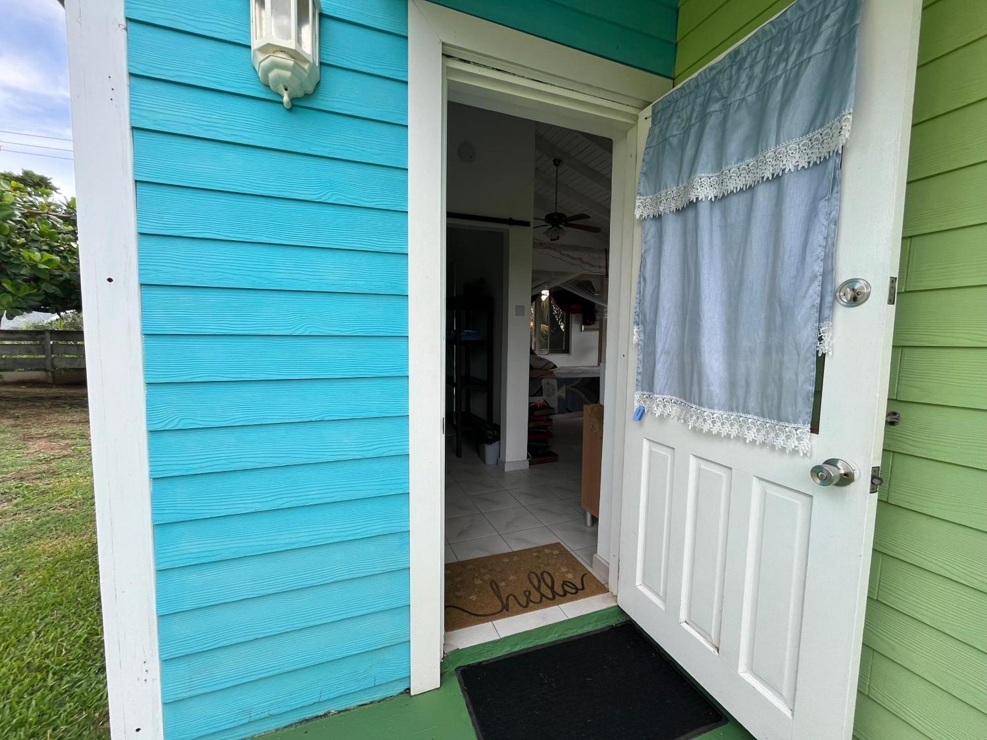 Studio Blu At Waves Villa Guesthouse Brighton Village Экстерьер фото