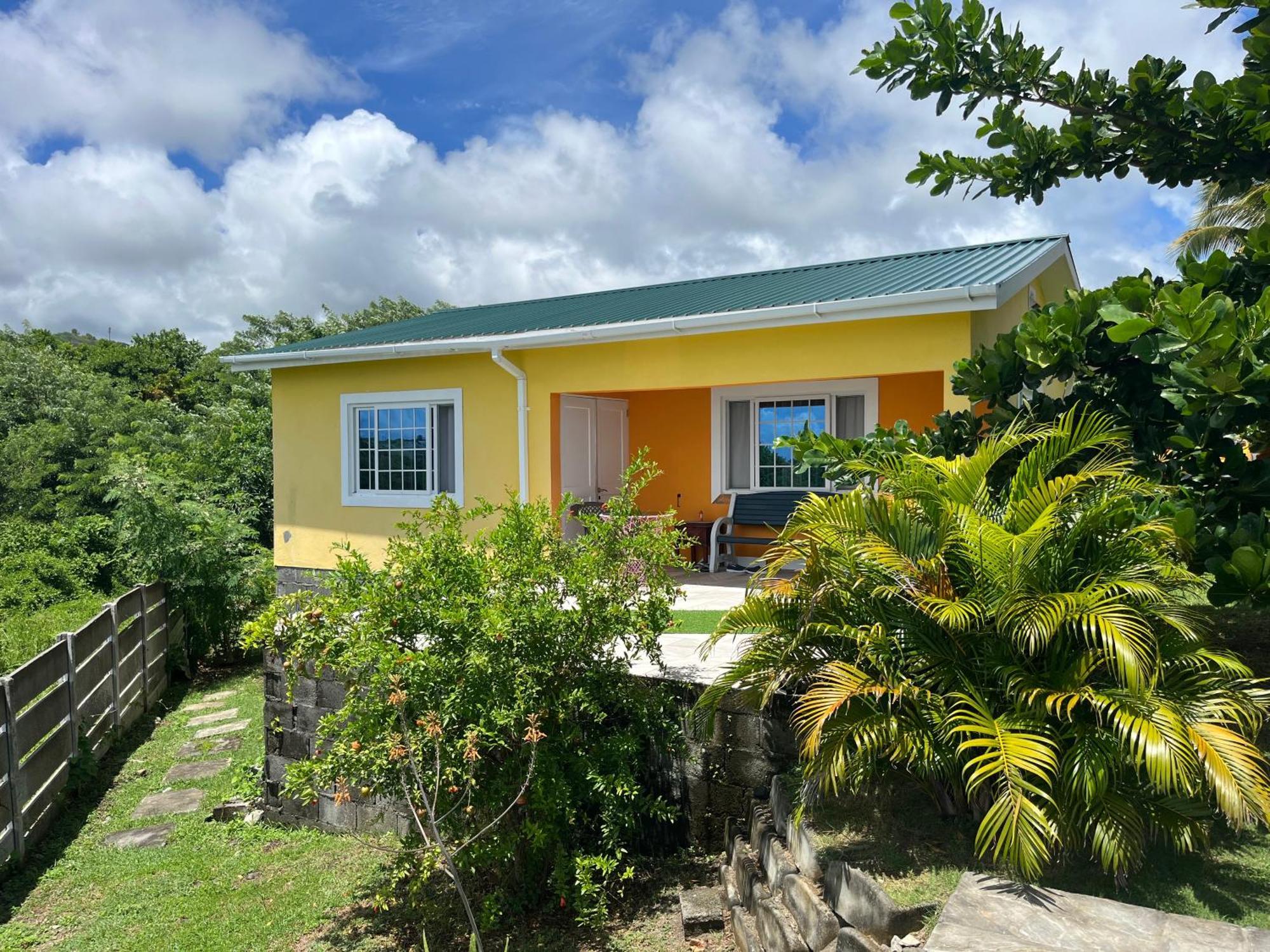 Studio Blu At Waves Villa Guesthouse Brighton Village Экстерьер фото